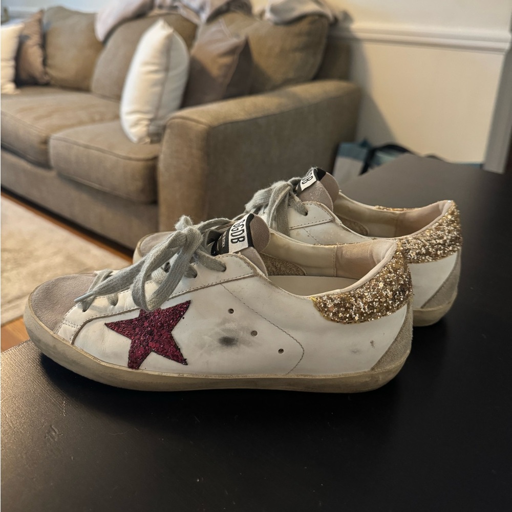 Golden Goose Sneaker with Red Star